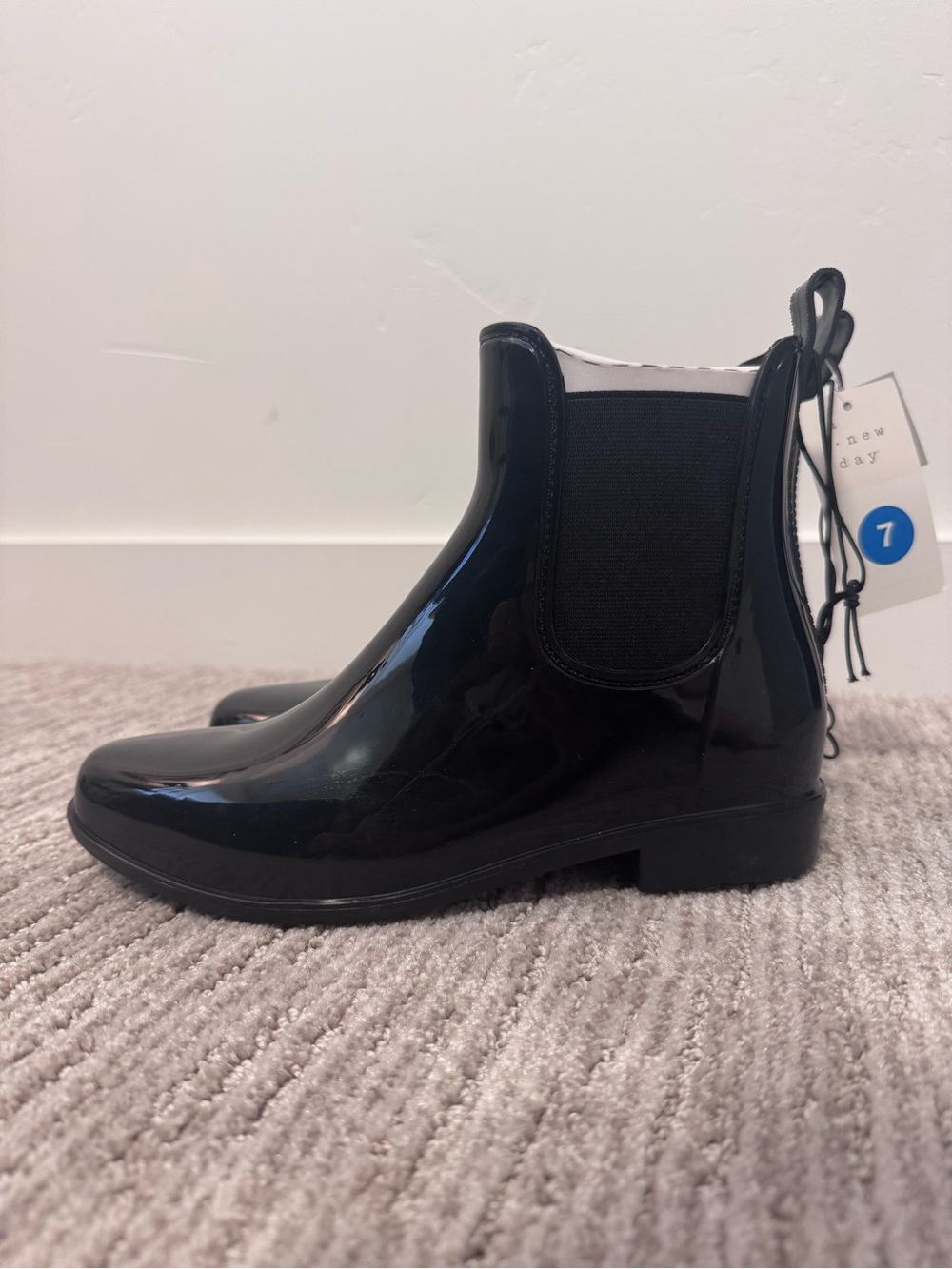 Brand new Black Chelsea Waterproof Boots - Women's